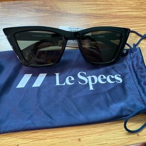 Le Specs Velodrome sunglasses NWT